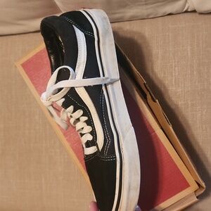 Vans men size 9.5